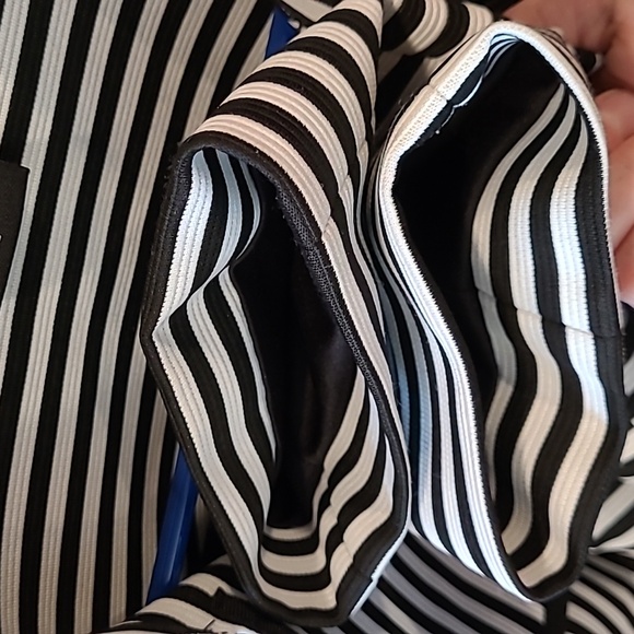 Point Zero Black and white Stripe Blazer Large - Picture 4 of 9